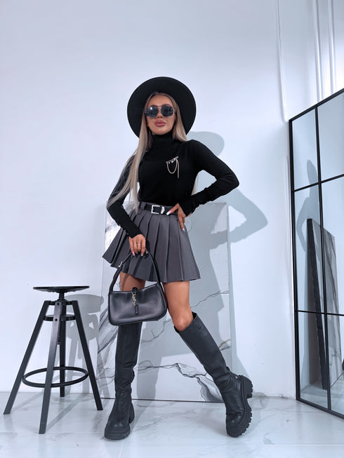 Blouse with snap buttons "CHANCE W2411" - BLACK